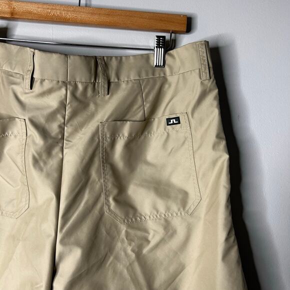 J. Lindeberg Performance Golf Shorts Men's 36 Khaki Tan Regular Fit Casual - Picture 4 of 8